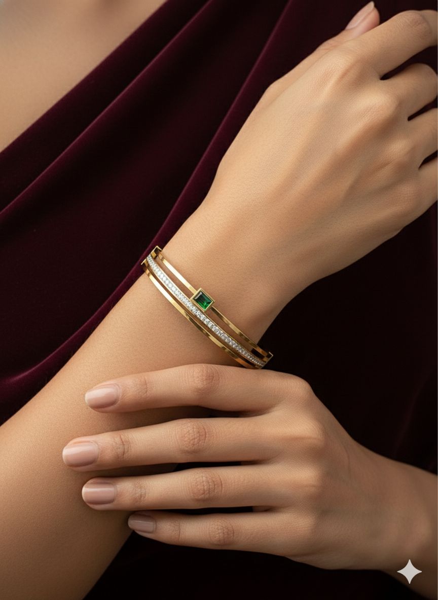 D’MAYE Emerald Diamond Bangle Bracelet