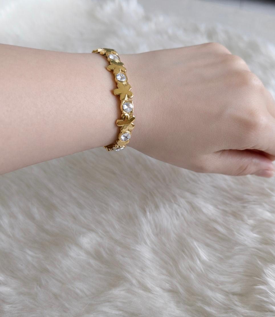 D'MAYE Floral Crystal Gold Bracelet for Women