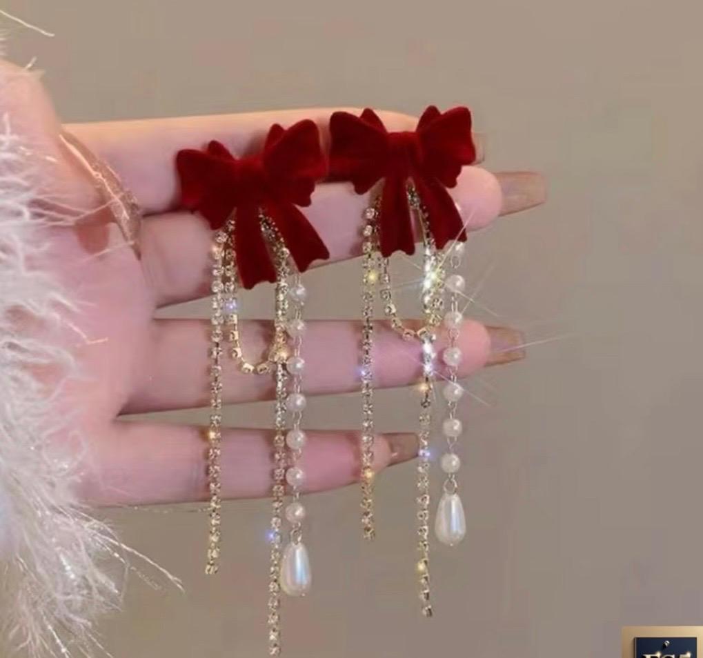 Red Velvet Bow Pearl Drop Earrings/D'MAYE