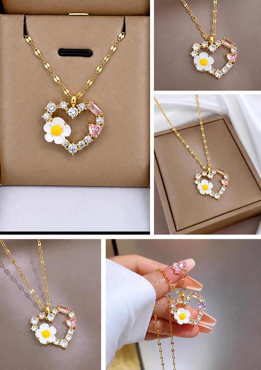 D’MAYE Anti-Tarnish Floral Heart Pendant Necklace
